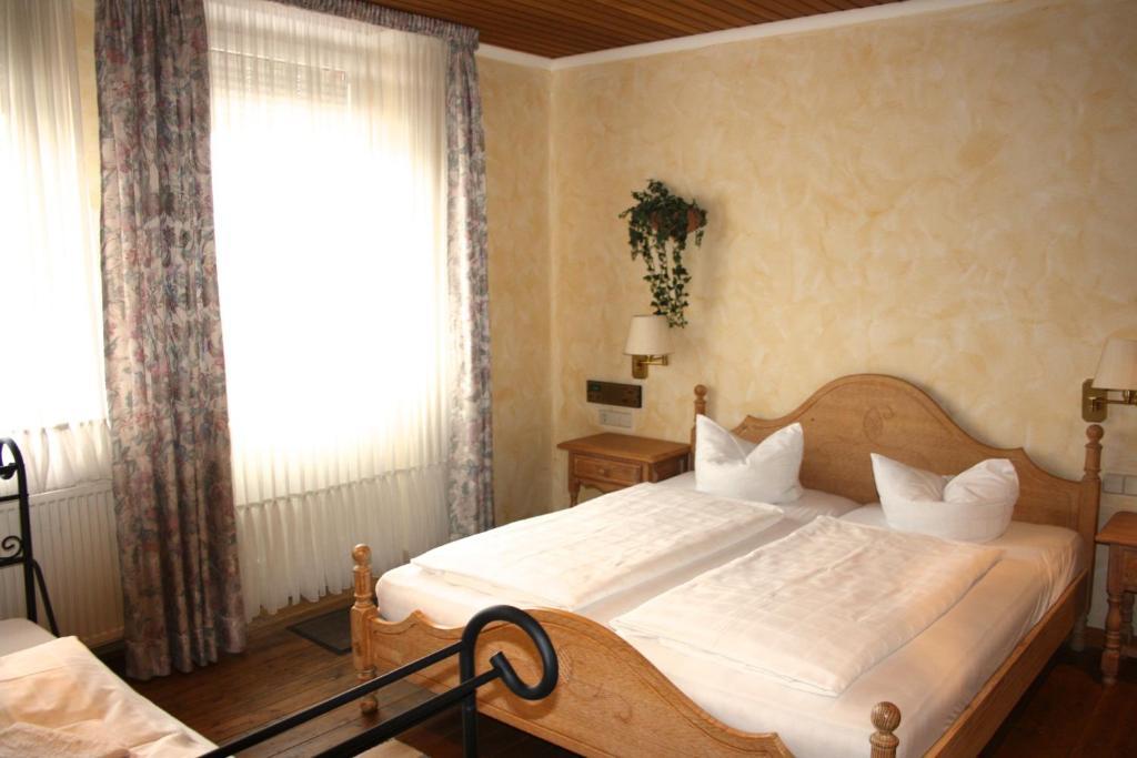 Privathotel Bruegges Loui Willingen  Pokoj fotografie