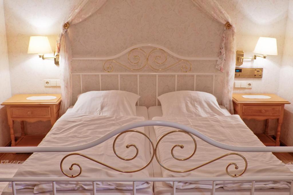 Privathotel Bruegges Loui Willingen  Pokoj fotografie